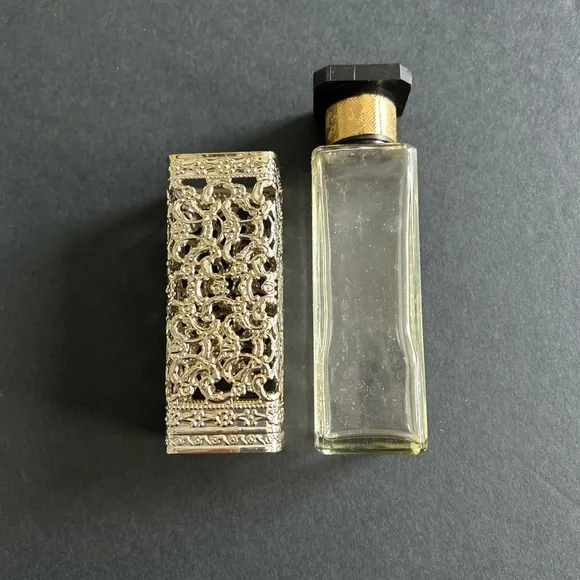 Vintage gold Hollywood Regency sleeve Ormolu perfume bottle - Picture 5 of 5